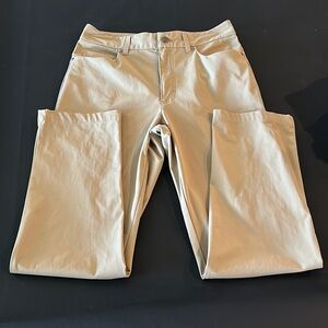 VRST Men's Tan Chinos NWOT